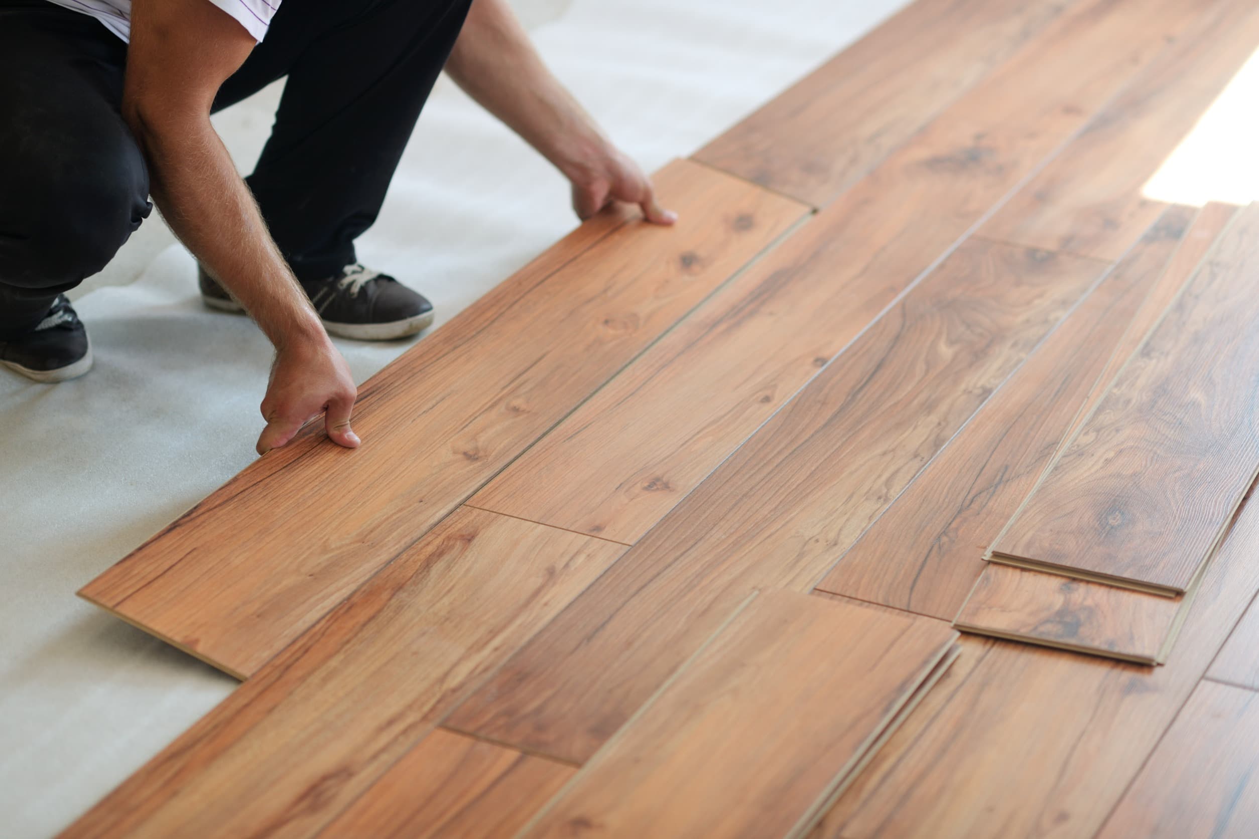 LAMINATE FLOOR INSTALLATION